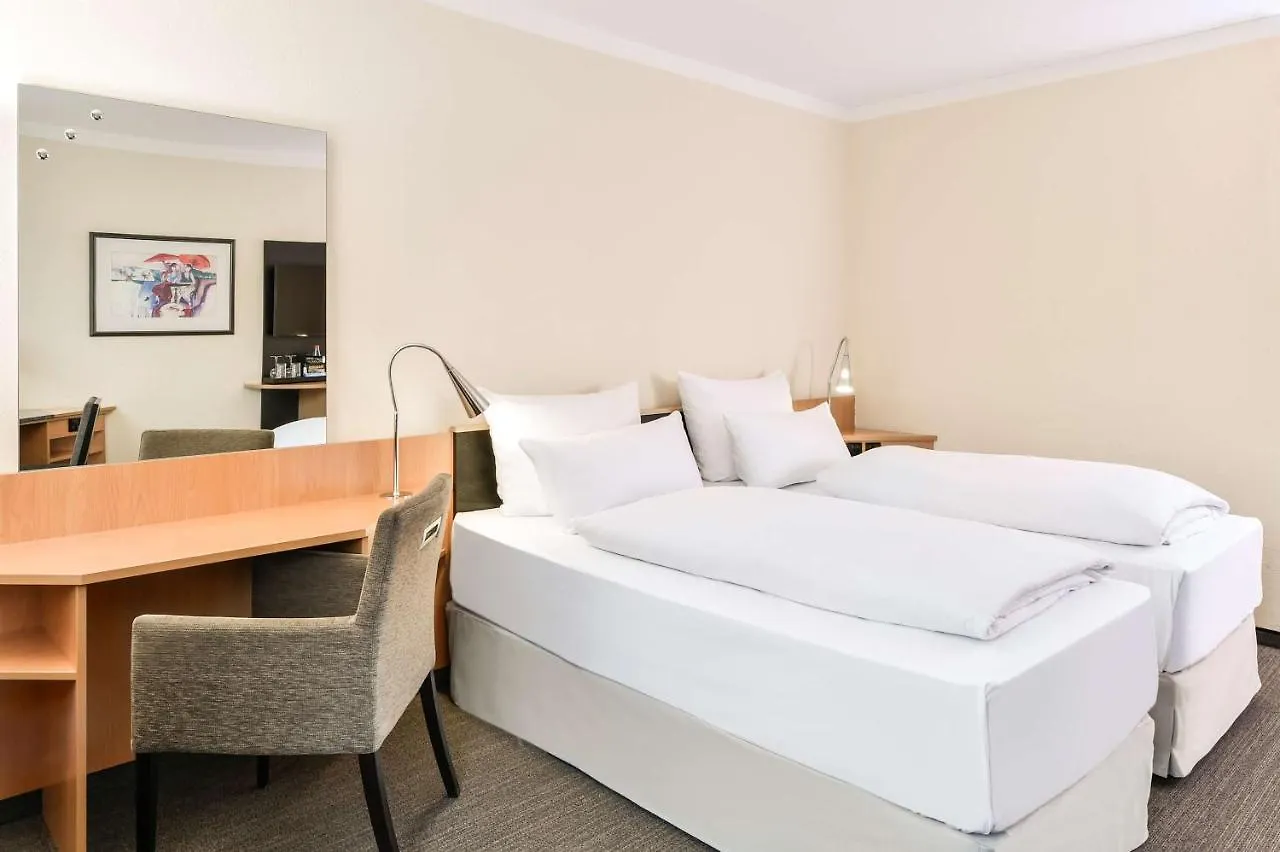 Nh Muenchen Airport Hotel Oberding 4*,