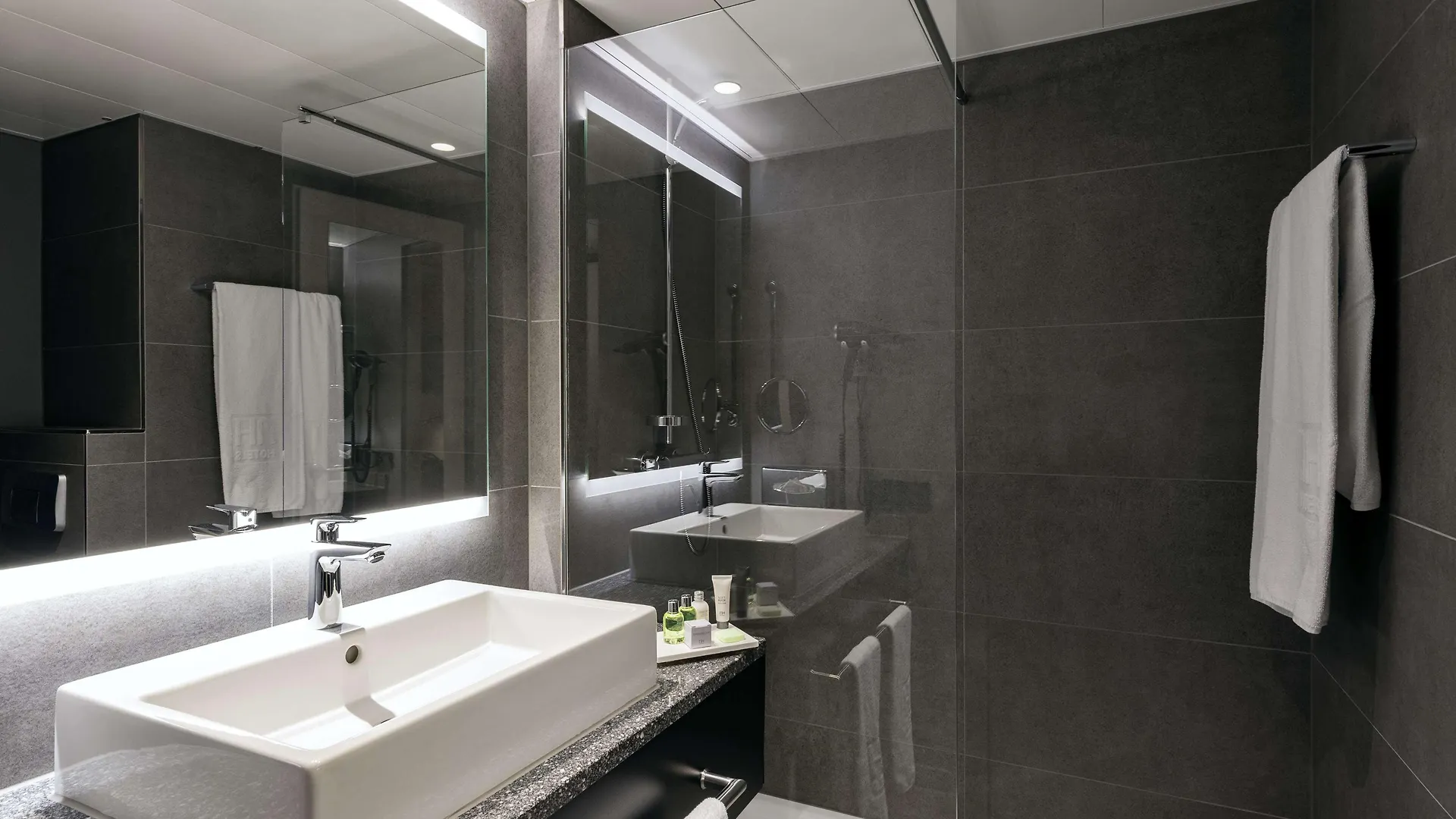Nh Muenchen Airport Hotel Oberding 4*,  Germany