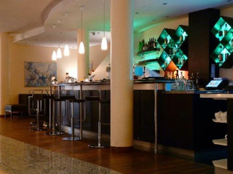 Nh Muenchen Airport Hotel Oberding 4*,